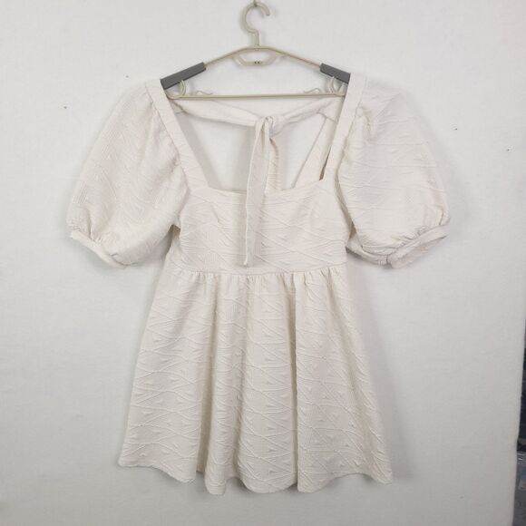 Free People Dresses & Skirts - Free People Violet  Mini Dress White M Puff Sleeve Textured Back Tie babydoll